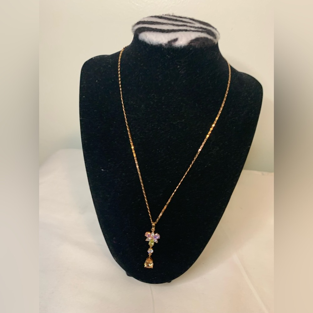 Elegant Gold and Purple Necklace